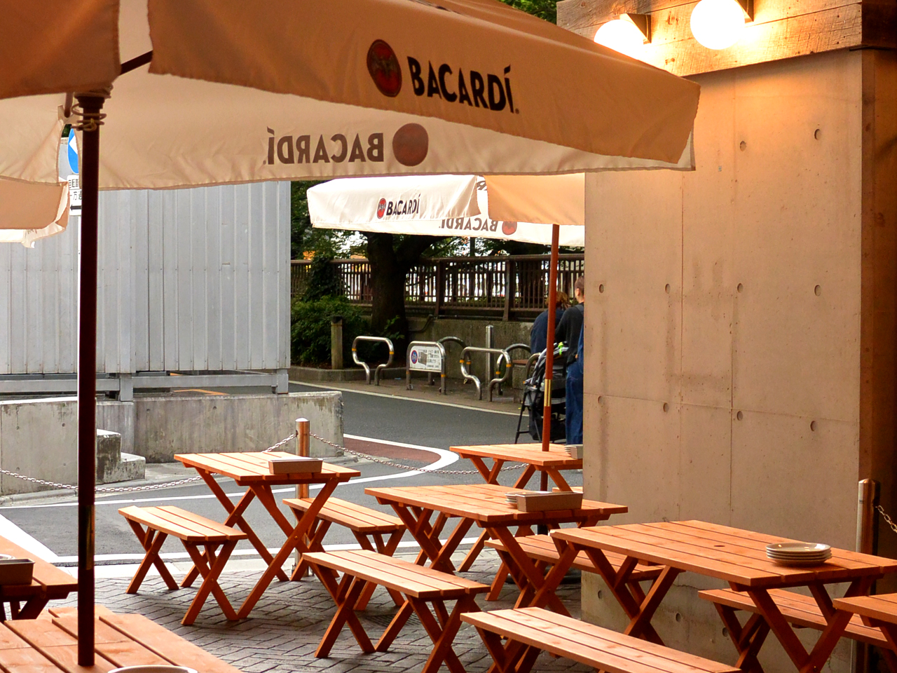 Good Barbeque グッドバーベキュー 東京ビアガーデン情報館 年版 秋ビアガーデン 10月も営業している人気の都内ビアガーデン ビアテラスを探そう